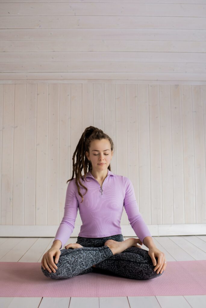 10 Good Habits For Students And Everyone 10 good habits for students : A Girl Doing Yoga